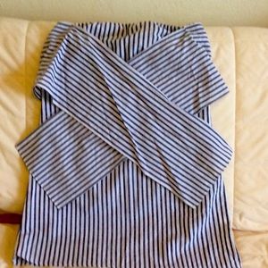 NLW Strapless blue and white cotton shirt with bow-tie over the bust.   Size M
